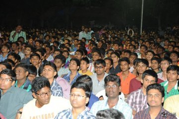 Kumari 21 F Movie Platinum Disc Function